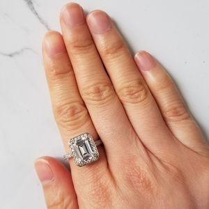 The Halo Ring (5 US)